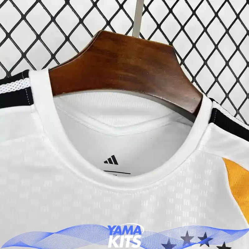 Maillot Allemagne pré-match CDM 2026/2027 YamaKits Foot