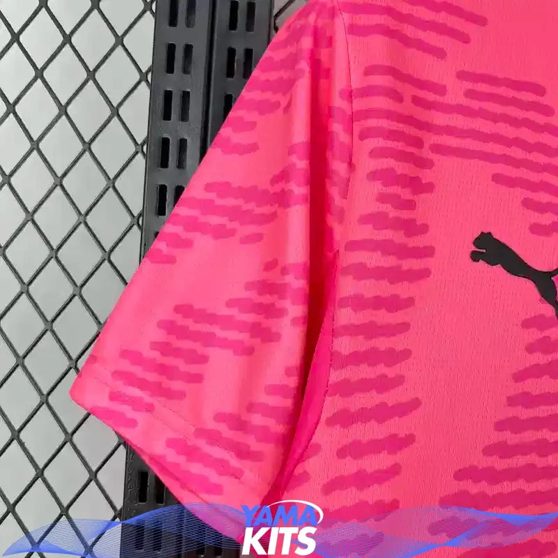 Maillot Portugal concept "rose" 2026/2027 YamaKits Foot