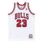 Maillot NBA Michael Jordan Chicago Bulls Blanc '97 Mitchell & Ness - Édition Domicile