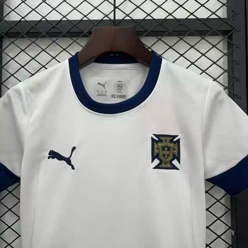 Maillot Portugal enfant entrainement "blanc" 2025/2026 YamaKits Foot