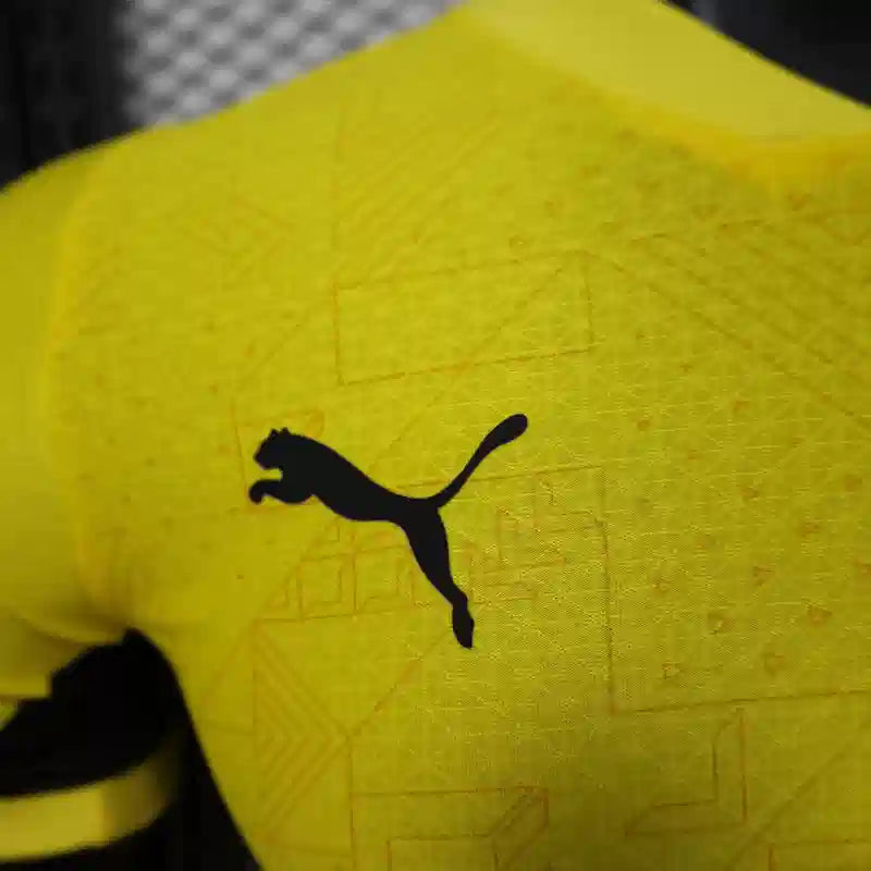 MAILLOT MALAISIE DOMICILE "Jaune" 2025/2026 Version Player YamaKits Foot